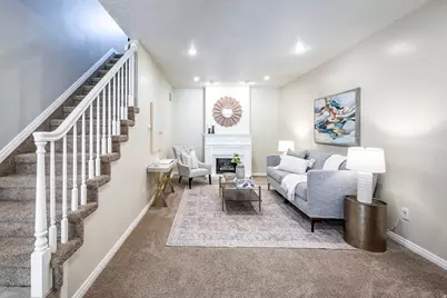 833 N Lakeside Ln W, Centerville, UT 84014 - Photo 2