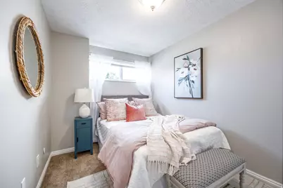 833 N Lakeside Ln W, Centerville, UT 84014 - Photo 12