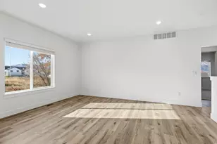 661 W 20 N, Hyrum, UT 84319 - Photo 4