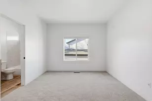 661 W 20 N, Hyrum, UT 84319 - Photo 8