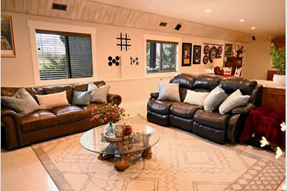 2058 Comanche Way, Farmington, UT 84025 - Photo 38