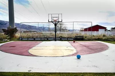 2058 Comanche Way, Farmington, UT 84025 - Photo 52