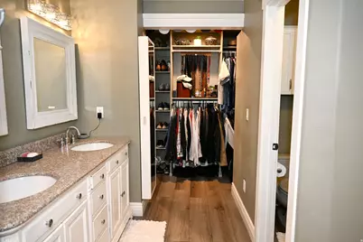 2058 Comanche Way, Farmington, UT 84025 - Photo 16