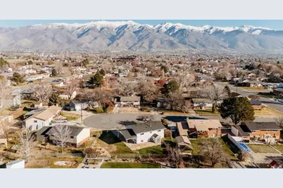 1183 N 200 E, Layton, UT 84041 - Photo 32