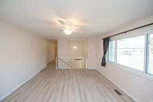 1183 N 200 E, Layton, UT 84041 - Photo 8