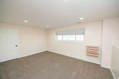 1183 N 200 E, Layton, UT 84041 - Photo 24