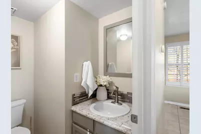 1177 W Shepard Ln, Farmington, UT 84025 - Photo 12