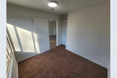 1031 W Foxglove Dr S, Taylorsville, UT 84123 - Photo 6