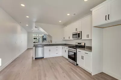 11013 S Freestone Rd W #117, South Jordan, UT 84009 - Photo 4