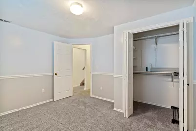 2273 N 1975 E, Layton, UT 84040 - Photo 24