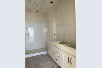 10995 S Freestone Rd W #109, South Jordan, UT 84009 - Photo 8