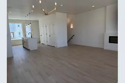 10995 S Freestone Rd W #109, South Jordan, UT 84009 - Photo 8