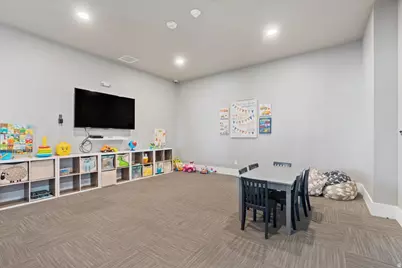 1596 W Parkview Dr, Syracuse, UT 84075 - Photo 36