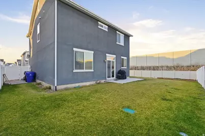 1596 W Parkview Dr, Syracuse, UT 84075 - Photo 28