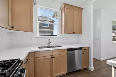 6692 W Mount Bristol Ln #217, Herriman, UT 84096 - Photo 4