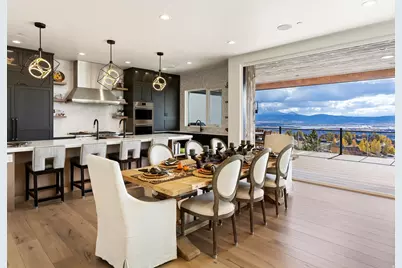 5731 E Porcupine Ridge Dr N, Eden, UT 84310 - Photo 16