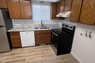 556 N Fairfield Rd, Layton, UT 84041 - Photo 22