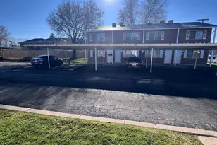 556 N Fairfield Rd, Layton, UT 84041 - Photo 1