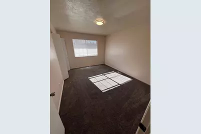 556 N Fairfield Rd #D4, Layton, UT 84041 - Photo 10