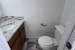 556 N Fairfield Rd, Layton, UT 84041 - Photo 12