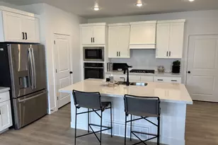 77 S Lunar Wy, Mapleton, UT 84664 - Photo 2