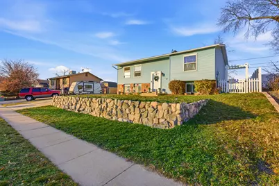 1474 W 1200 N, Layton, UT 84041 - Photo 2
