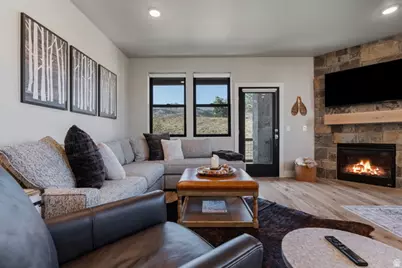 1166 W Helling Cir #102, Heber City, UT 84032 - Photo 2