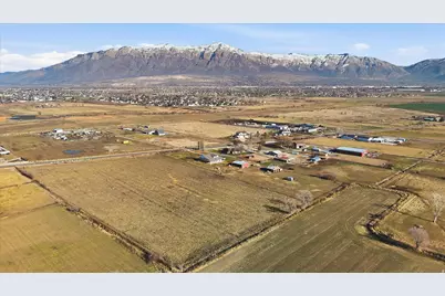 3777 W Pioneer Rd, Marriott-Slaterville City, UT 84404 - Photo 22