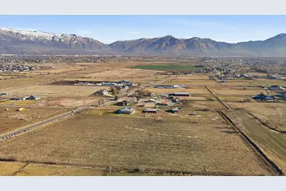 3777 W Pioneer Rd, Marriott-Slaterville City, UT 84404 - Photo 20