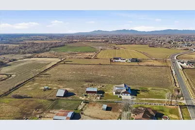 3777 W Pioneer Rd, Marriott-Slaterville City, UT 84404 - Photo 4