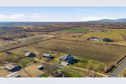 3777 W Pioneer Rd, Marriott-Slaterville City, UT 84404 - Photo 2