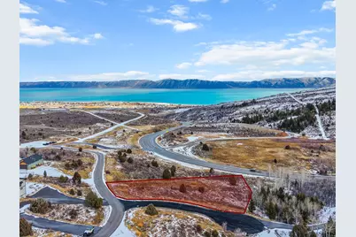 964 S Crossed Arrows Cir #80, Garden City, UT 84028 - Photo 2