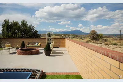 1380 N 300 W, Blanding, UT 84511 - Photo 14