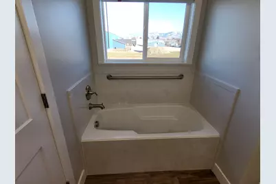 262 N 300 W, Preston, ID 83263 - Photo 16