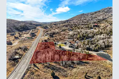 980 S Crossed Arrows Cir #79, Garden City, UT 84028 - Photo 12