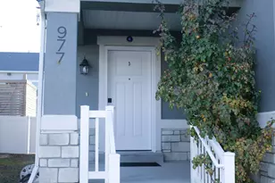 977 W Brennan St, Bluffdale, UT 84065 - Photo 2