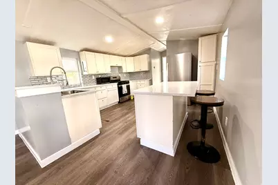 2875 N Hill Field Rd Rd W #40, Layton, UT 84041 - Photo 4