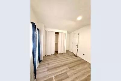 2875 N Hill Field Rd Rd W #40, Layton, UT 84041 - Photo 8