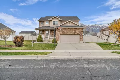 180 W 1825 N, North Ogden, UT 84414 - Photo 2
