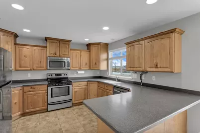 180 W 1825 N, North Ogden, UT 84414 - Photo 6