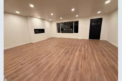 7191 S Cypress Way, Cottonwood Heights, UT 84121 - Photo 2