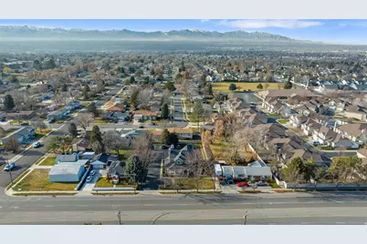 8494 S 700 E, Sandy, UT 84070 - Photo 36