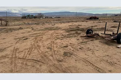 9105 E Clydesdale Rd, Jensen, UT 84035 - Photo 4