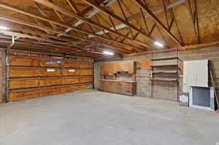 19 E North Canyon Rd, Bountiful, UT 84010 - Photo 28