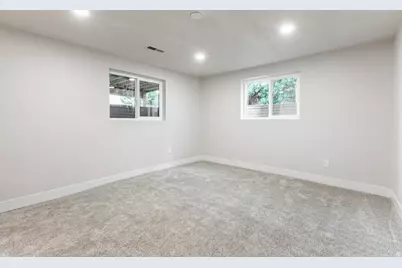 3269 E Germania Cir, Cottonwood Heights, UT 84093 - Photo 34