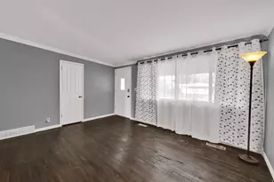 118 E 950 N, Layton, UT 84041 - Photo 6