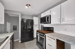 118 E 950 N, Layton, UT 84041 - Photo 10