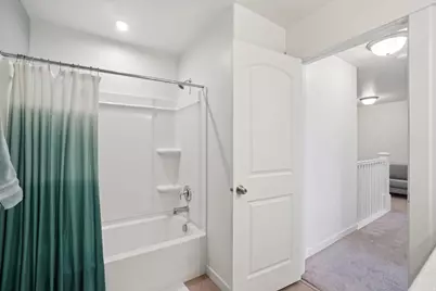 4453 E Hurstbourne Dr, Eagle Mountain, UT 84005 - Photo 26