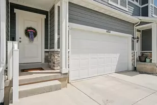 4453 E Hurstbourne Dr, Eagle Mountain, UT 84005 - Photo 2