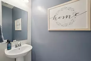 4453 E Hurstbourne Dr, Eagle Mountain, UT 84005 - Photo 14